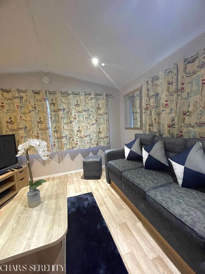 Lovely Holiday Home At Lyons Caravan Park! Престатин Екстериор снимка
